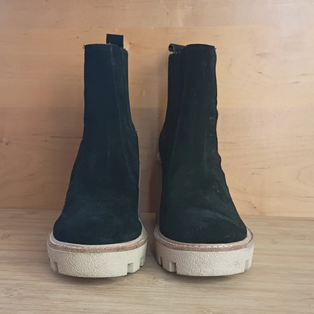 Gianni Bini Boots Size 8 Black Winney Suede Chunky Lug Sole Ankle Booties - Picture 6 of 9